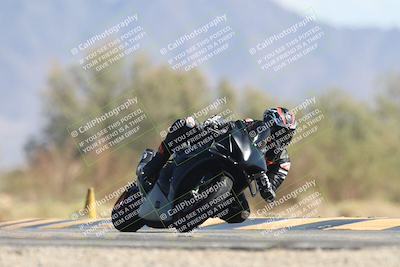 media/Oct-13-2025-Moto Forza (Mon) [[a66d839500]]/2-A Group/Session 4 Turn 7/